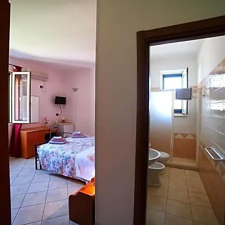 Maxpensione Bed & Breakfast